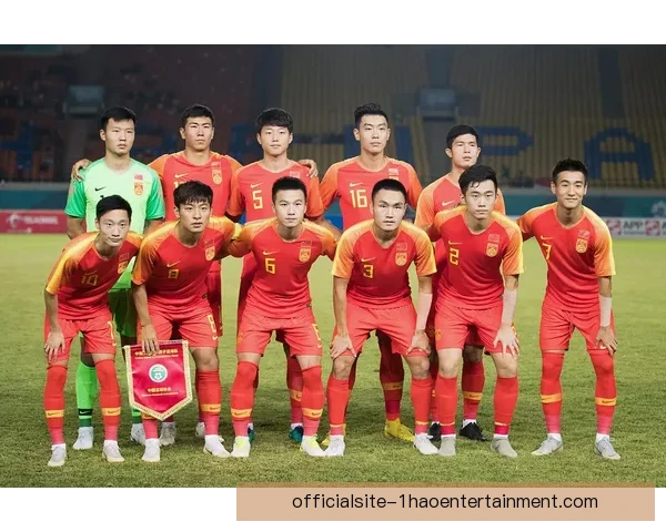 中国男足迎来关键胜利 18强赛一球小胜巴林显实力